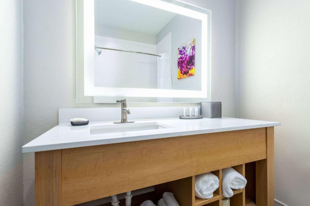 La Quinta Inn & Suites by Wyndham Augusta/Fort Eisenhower